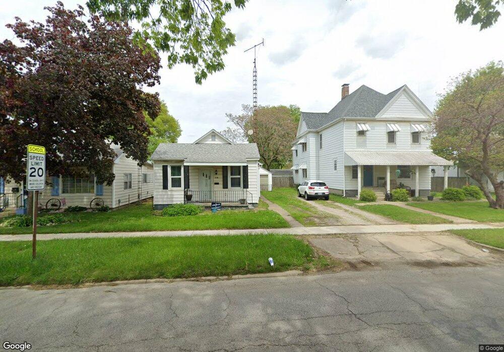 118 5th St, Lincoln, IL 62656 - photo 1