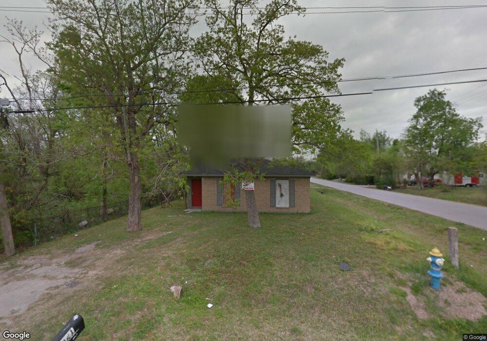 8421 Observatory St, Houston, TX 77088 - photo 1