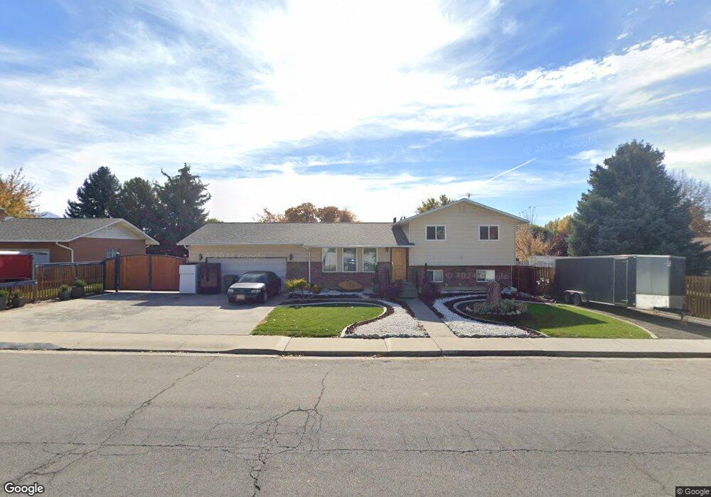 393 W 800 N, Lindon, UT 84042 - photo 1