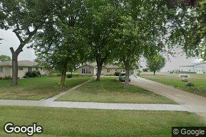 134 W 1st St, Dimock, SD 57331