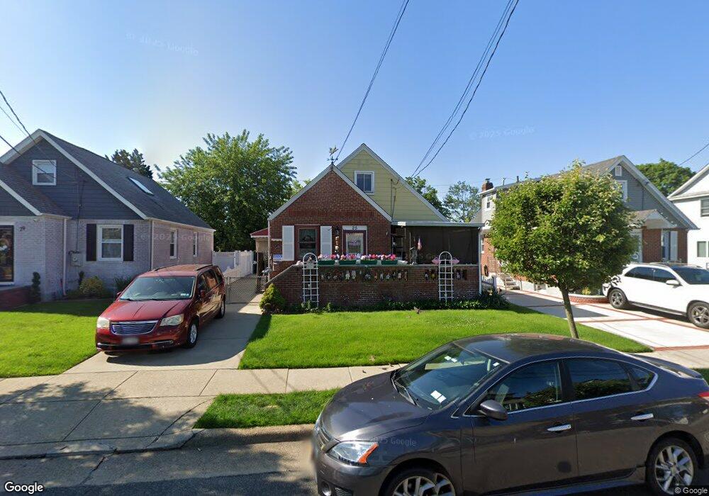 25 Liberty Ave, Mineola, NY 11501 - photo 1