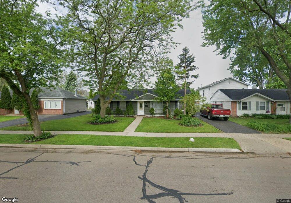 1370 N Elmwood Dr, Aurora, IL 60506 - photo 1