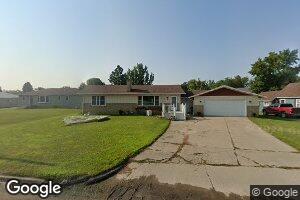 322 Broadway St, Thompson, ND 58278