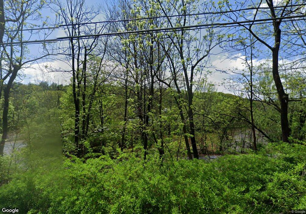 9 Settlers Village, Hawley, PA 18428 - photo 1