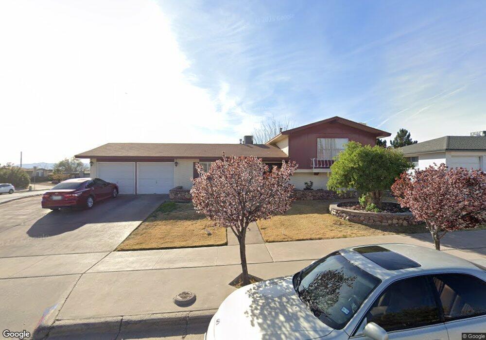 10420 Schwood Dr, El Paso, TX 79925 - photo 1
