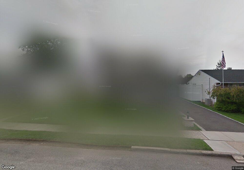 719 Sprague Ave, Franklin Square, NY 11010 - photo 1