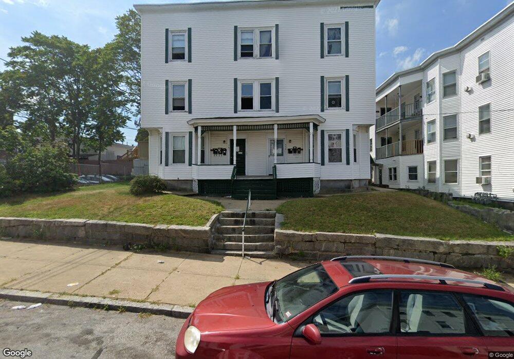 559 Silver St unit 2, Manchester, NH 03103 - photo 1