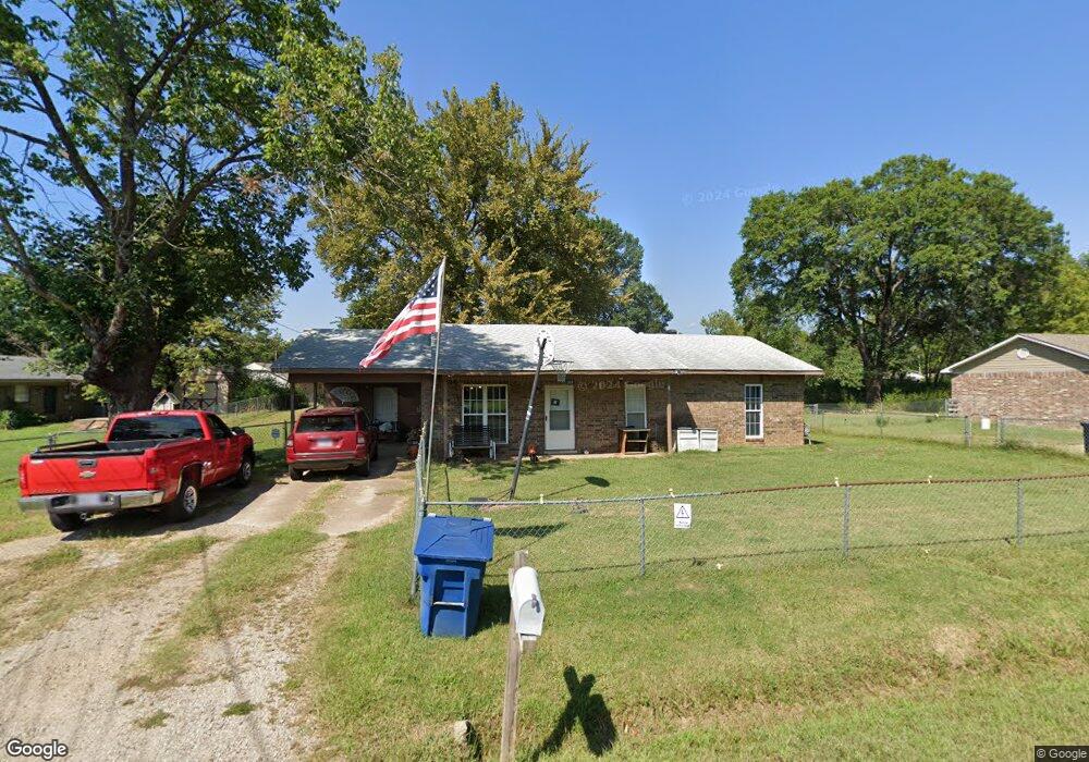 508 SW 3rd St, Muldrow, OK 74948 - photo 1