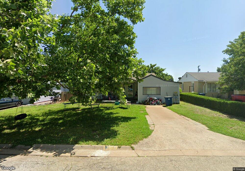1115 E 7th St, Cushing, OK 74023 - photo 1