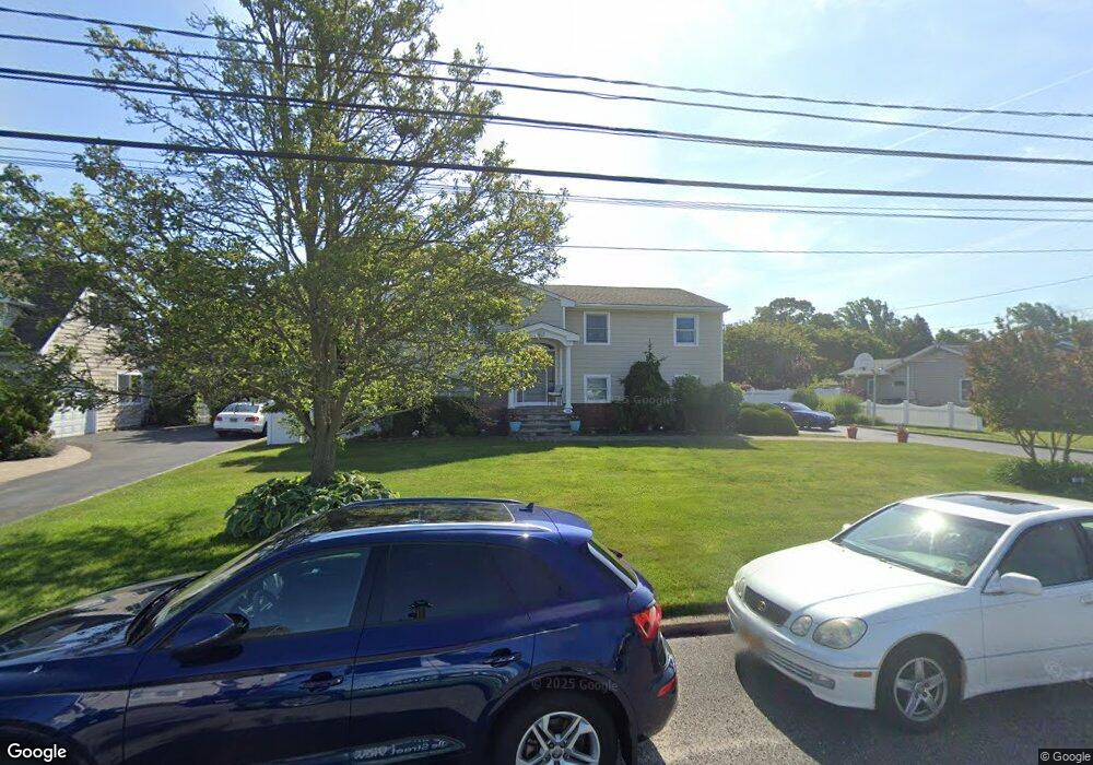 139 Sunset Dr, Sayville, NY 11782 - photo 1