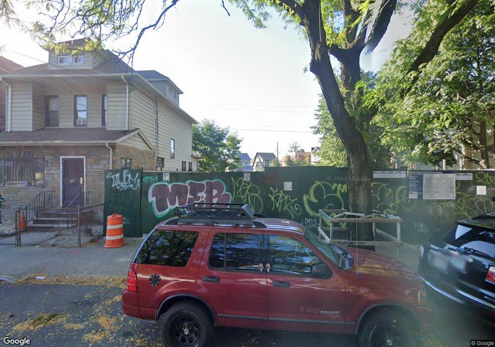 8830 43rd Ave, Elmhurst, NY 11373 - photo 1