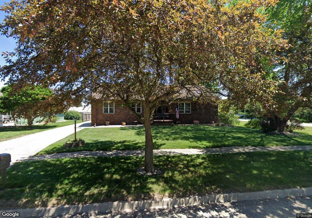 3915 SE 26th St, Des Moines, IA 50320 - photo 1