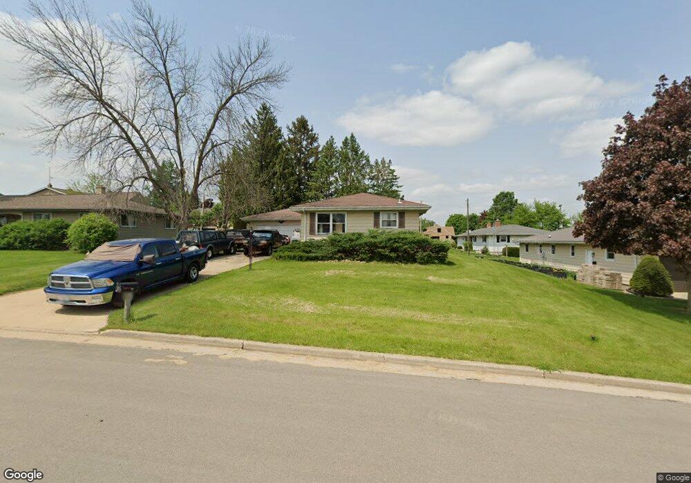 907 Elm St, Argyle, WI 53504 - photo 1