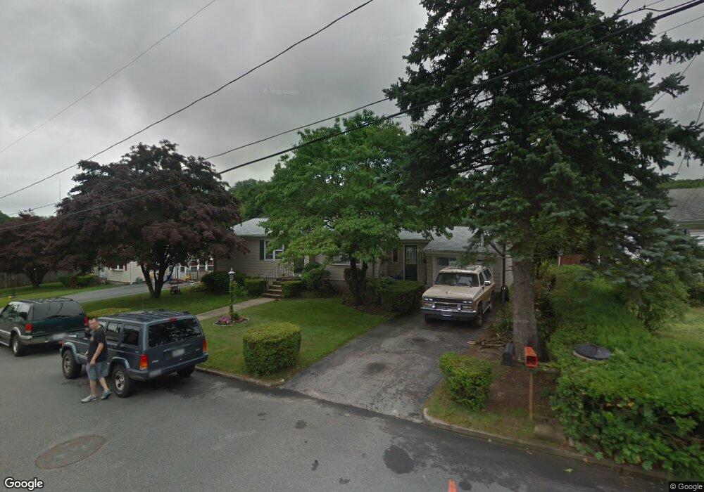 56 Rotary Dr, Johnston, RI 02919 - photo 1