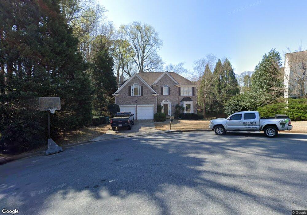 525 Lathkil Ct, Alpharetta, GA 30022 - photo 1