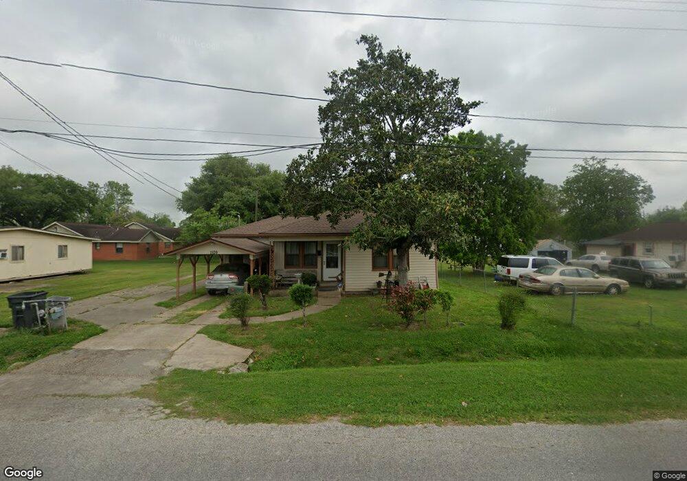 1112 Duncan St, Bay City, TX 77414 - photo 1