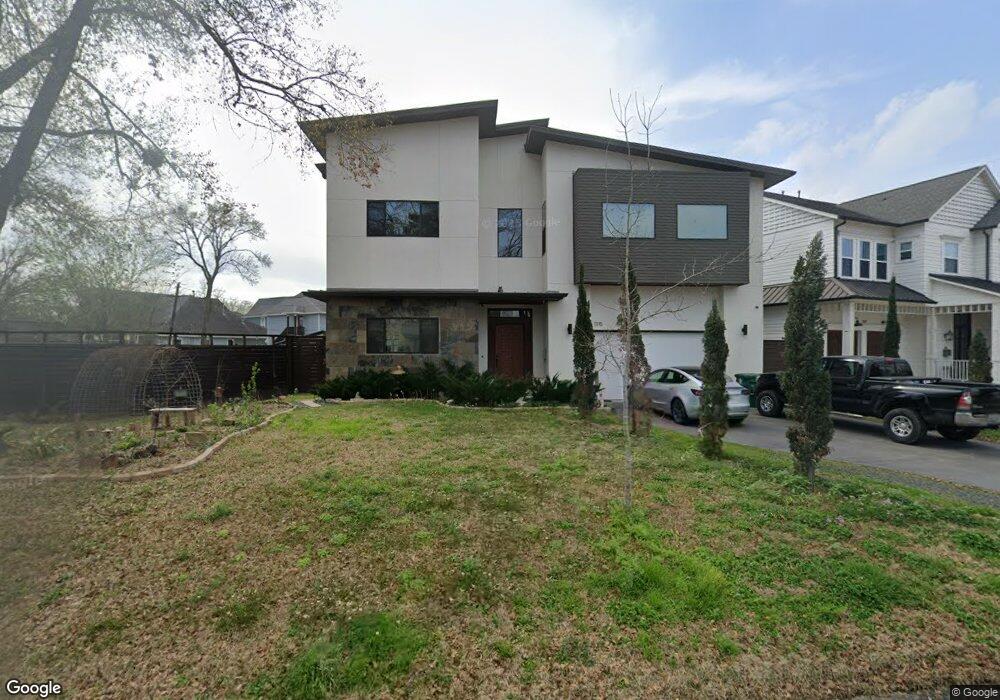 1315 Woodcrest Dr, Houston, TX 77018 - photo 1