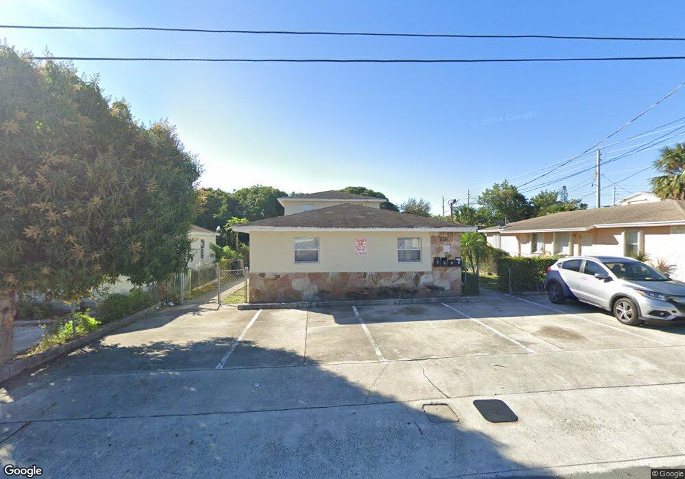 726 21st St, West Palm Beach, FL 33407 - photo 1