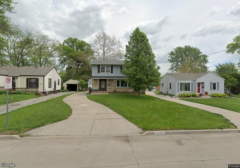 3709 54th St, Des Moines, IA 50310 - photo 1