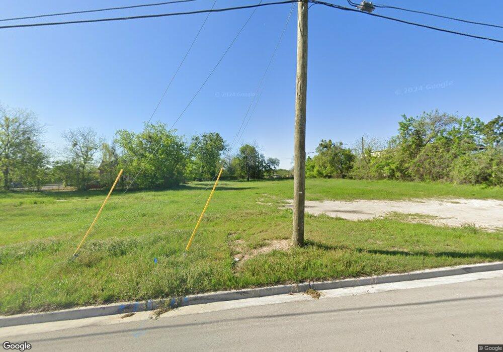 816 E Oak St, Weatherford, TX 76086 - photo 1