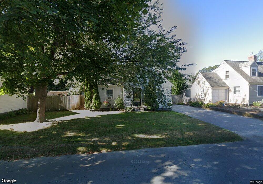 122 Myrtle Ave, Warwick, RI 02886 - photo 1