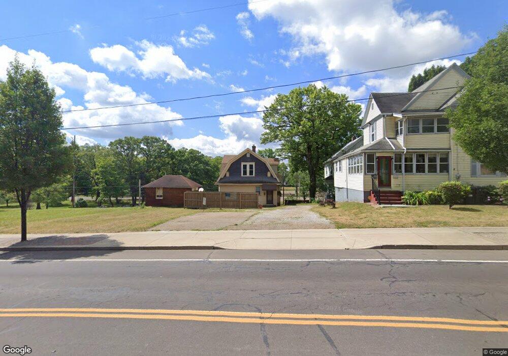 1443 Lawrence Rd NE, Canton, OH 44705 - photo 1