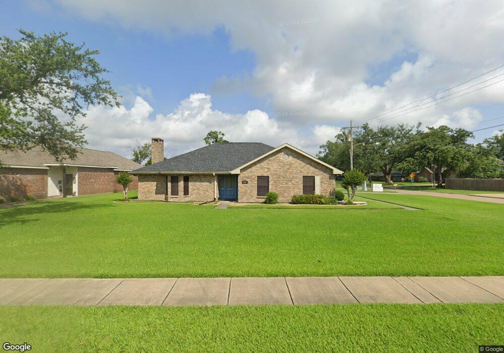 300 University Dr, Lake Charles, LA 70605 - photo 1