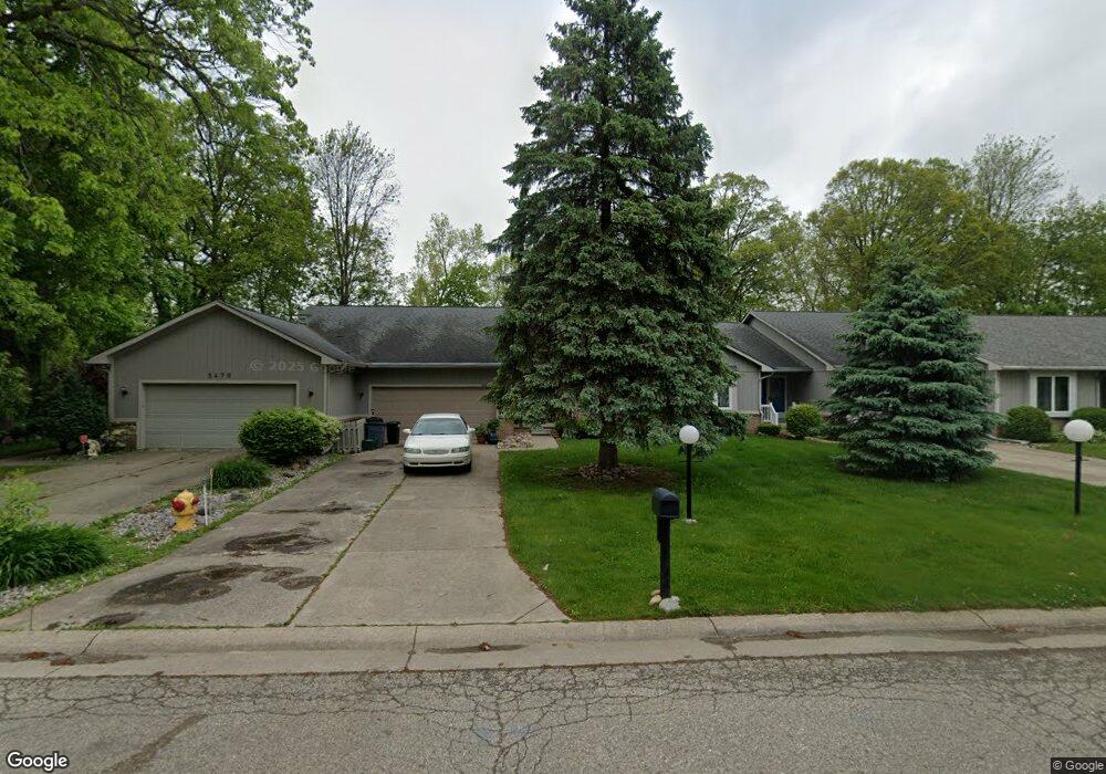 5464 Hickory Cir, Flushing, MI 48433 - photo 1