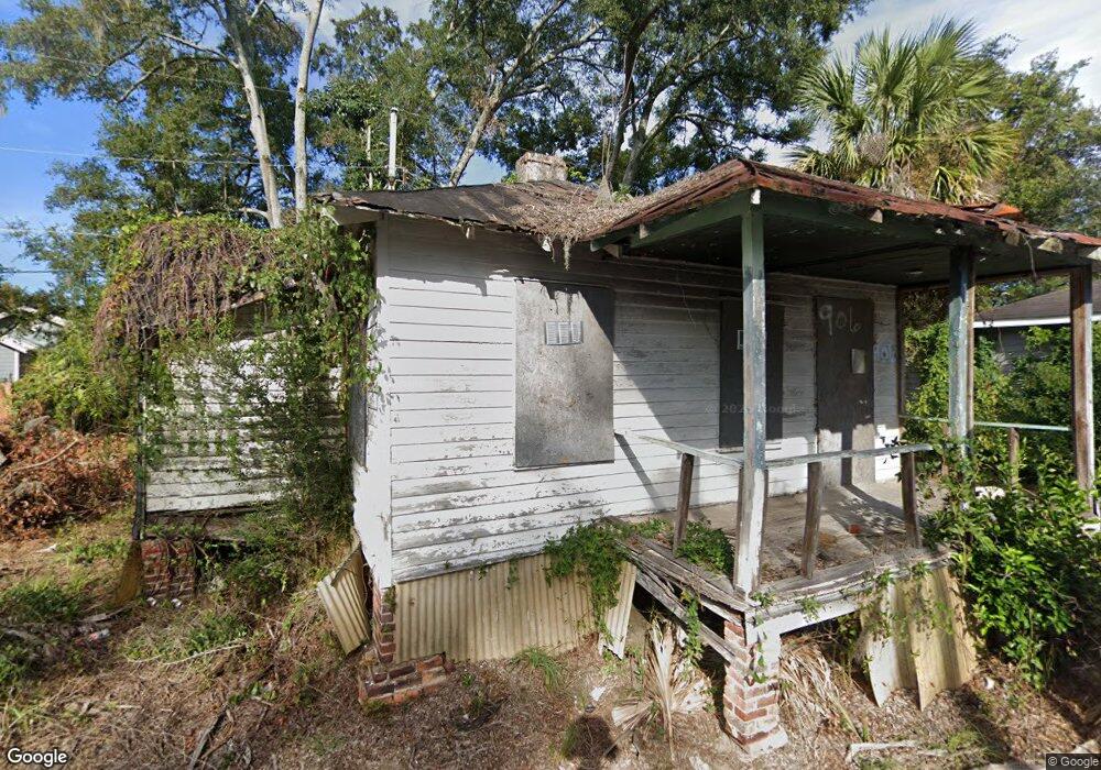 906 Moray St, Savannah, GA 31415 - photo 1