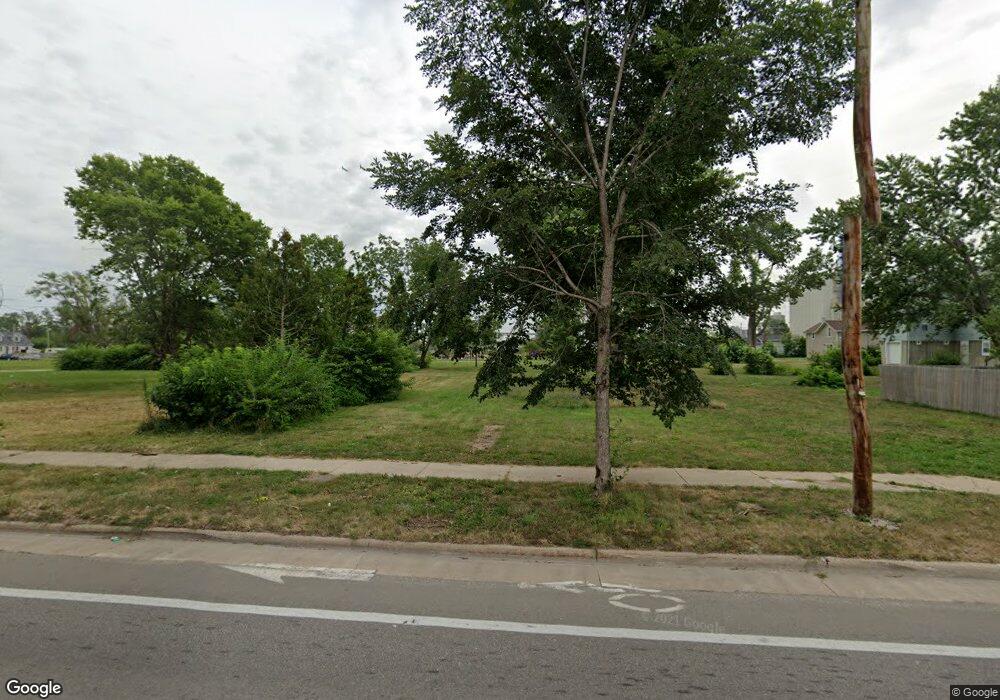 1017 Ellis Blvd NW, Cedar Rapids, IA 52405 - photo 1