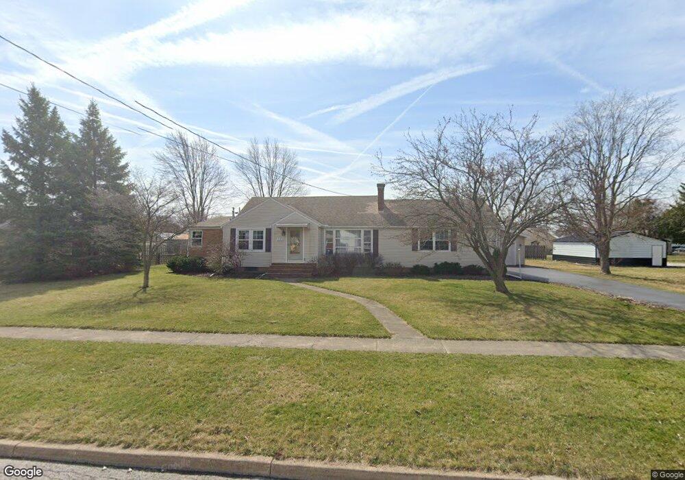 325 Edith Ave, Findlay, OH 45840 - photo 1
