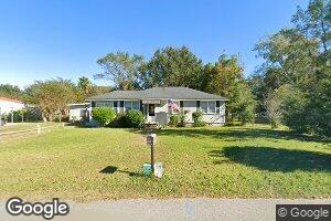 3208 Woodlawn Dr, Savannah, GA 31404