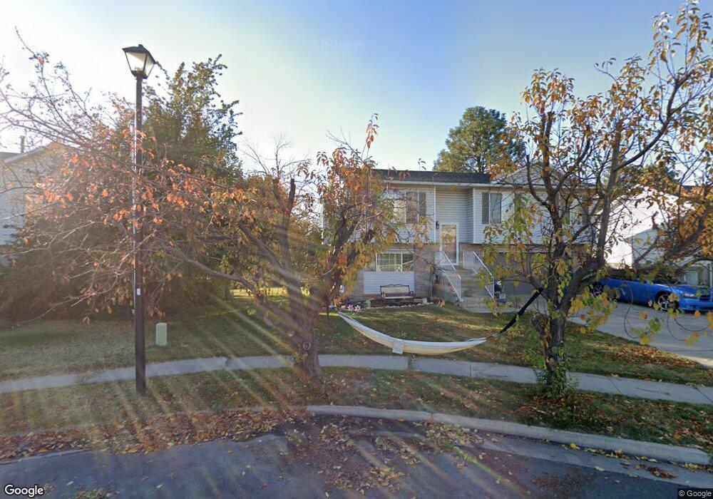 1429 N 250 W, Layton, UT 84041 - photo 1