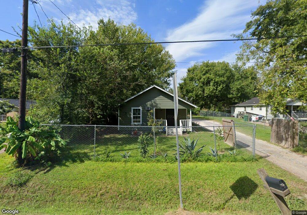 7215 Lavender St, Houston, TX 77016 - photo 1