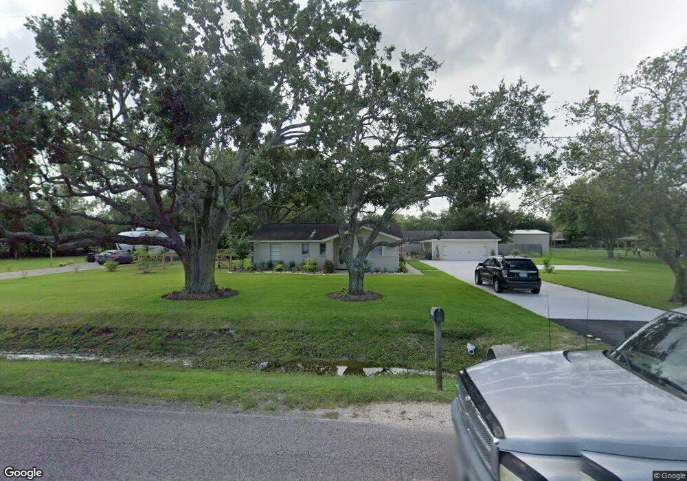 16902 Berry Rd unit 879C, Pearland, TX 77584 - photo 1