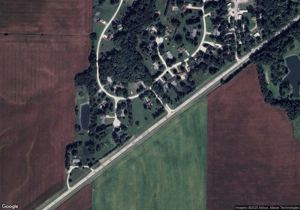 101 W Point Dr, Jacksonville, IL 62650 - photo 1