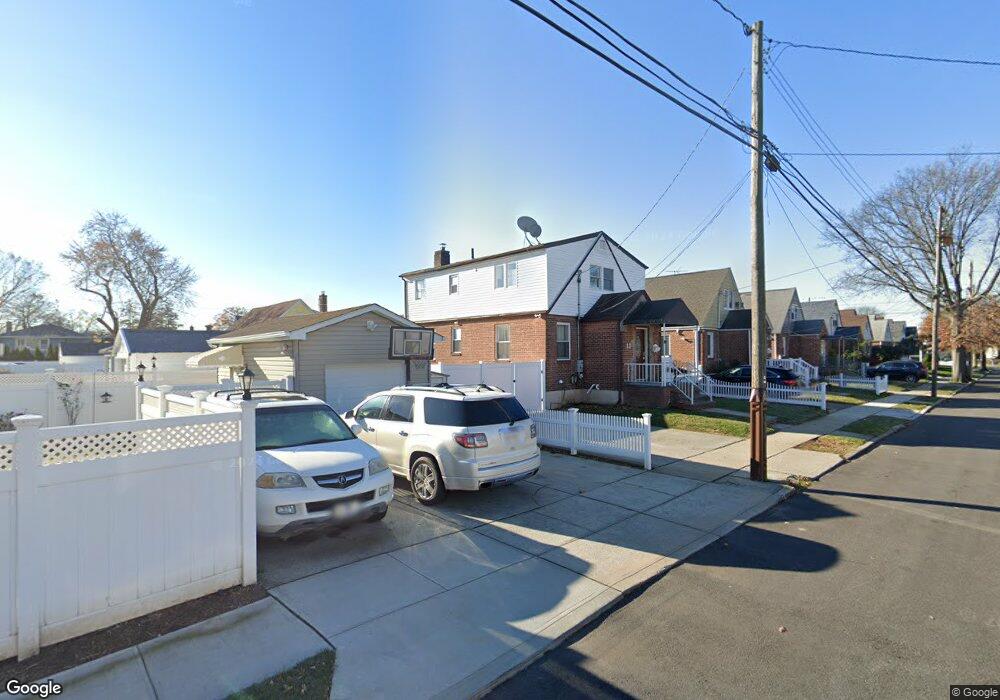 12 Greenwood Place unit 1f, Valley Stream, NY 11581 - photo 1