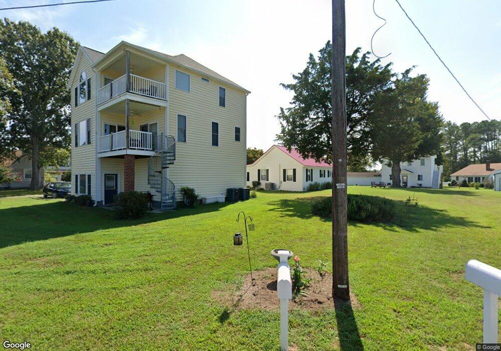 208 Mayfly Dr, Dunnsville, VA 22454 - photo 1