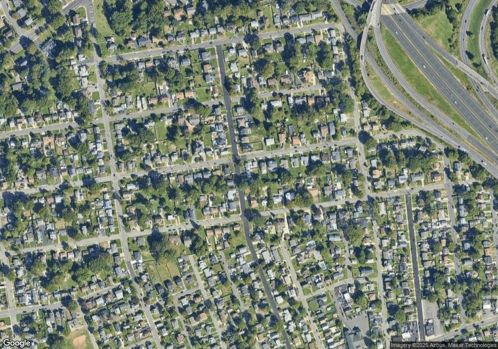 114 Beech St, Fords, NJ 08863 - photo 1