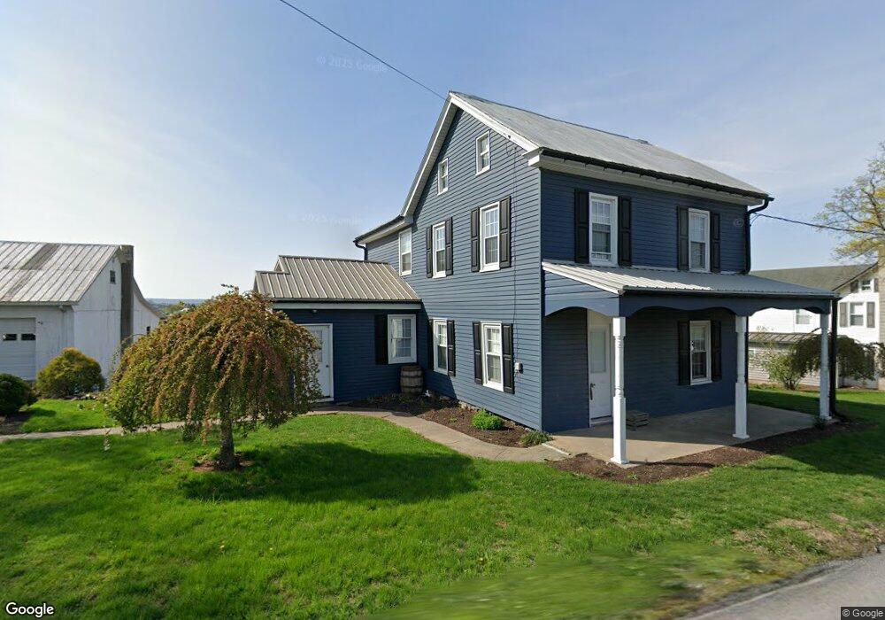 674 Lancaster Ave, New Holland, PA 17557 - photo 1