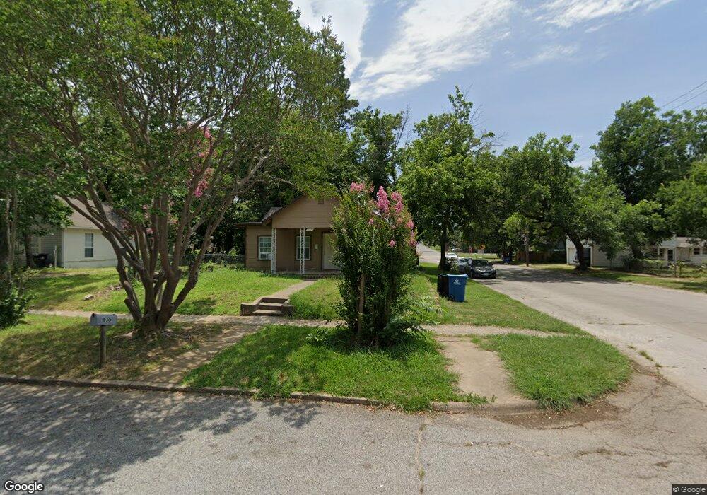 1030 W Chestnut St, Denison, TX 75020 - photo 1