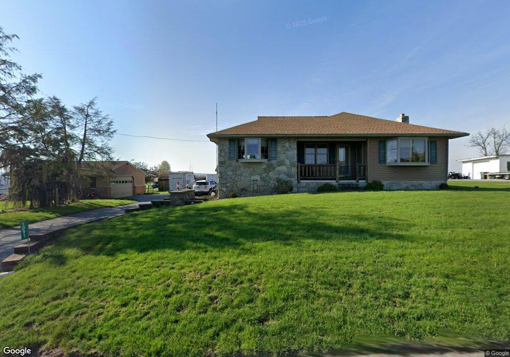 1095 Martindale Rd, Ephrata, PA 17522 - photo 1