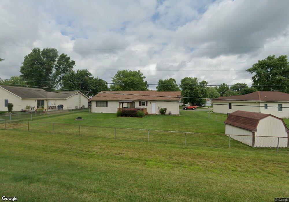1335 Brookside Dr, Columbus, IN 47201 - photo 1