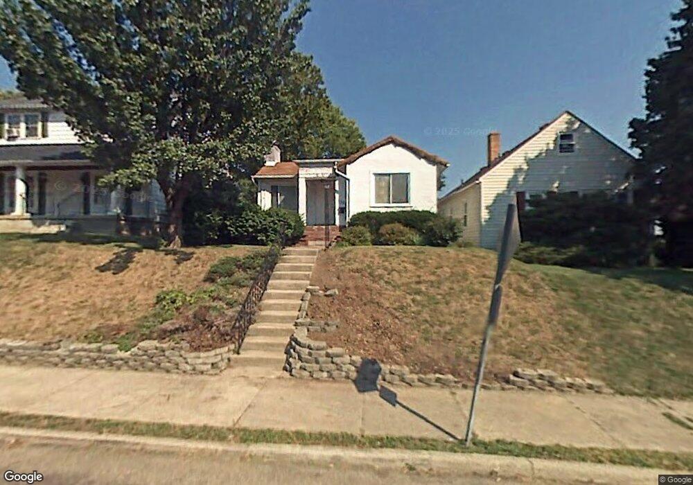 139 E Maplewood Ave, Dayton, OH 45405 - photo 1