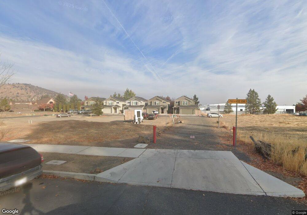 21085 NE Gracie Ln, Bend, OR 97701 - photo 1