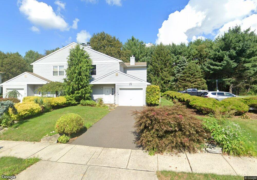 39 Wyndmoor Dr, East Windsor, NJ 08520 - photo 1