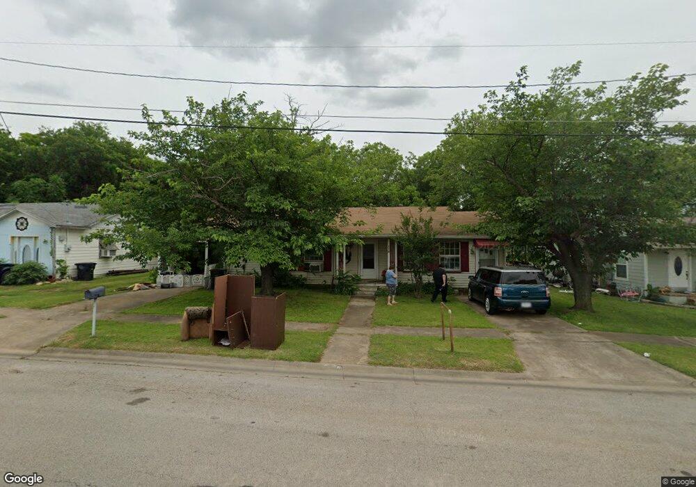 114 Ramsey Ave, Cleburne, TX 76031 - photo 1