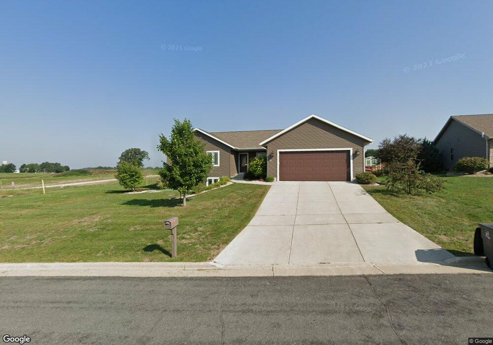 270 Noahs Arc Ct, Evansville, WI 53536 - photo 1