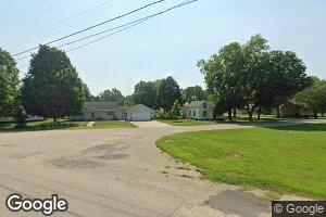 1305 Richard St, Henry, IL 61537