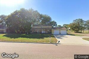 1708 Elm St, Tyndall, SD 57066